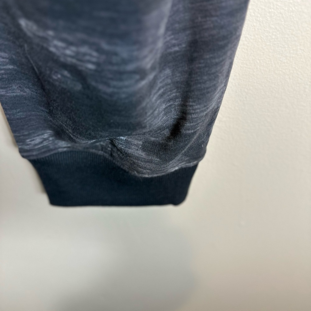 Athletic xxxlarge. 22 20-1/2 w 12-1/2 rise. Inseam 27-1/2 like new camo grey - Picture 6 of 6